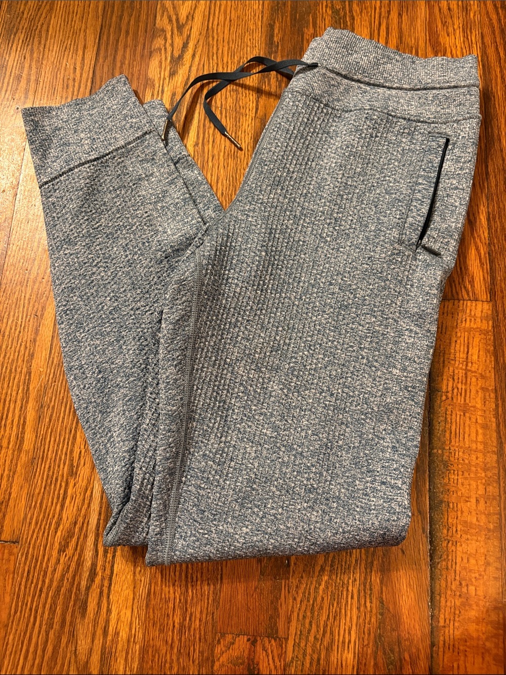 🎉Like New! Lululemon athletica Women's Heather Gray Green Blue Ribbed Joggers!